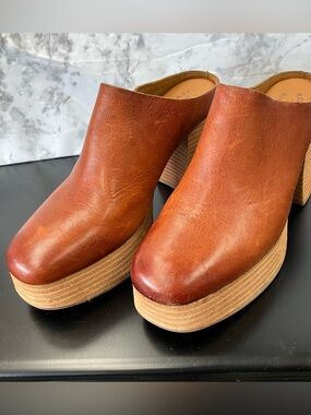 Kork-Ease Womens Sagano Mules Brown Wood Block Heel Slip On Shoes 8.5M